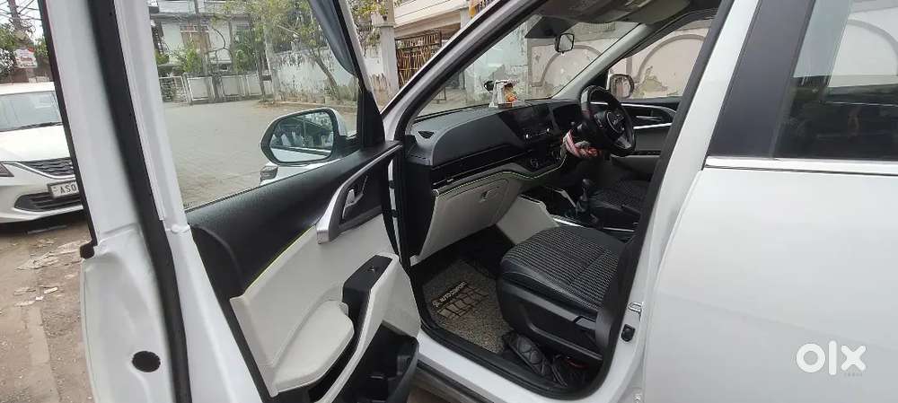 Kia Carens Prestige Sep 2023