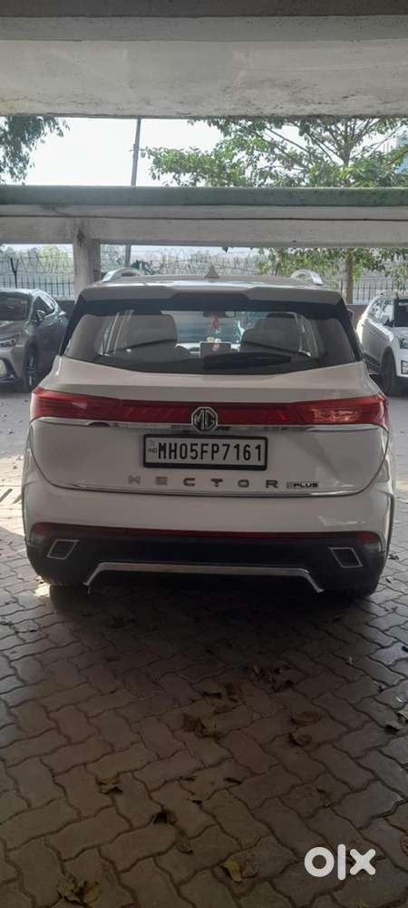 Mg Hector Plus 2024