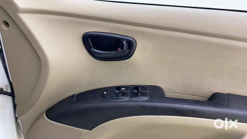 Hyundai I10 Magna 1.1l, 2016, Cng & Hybrids