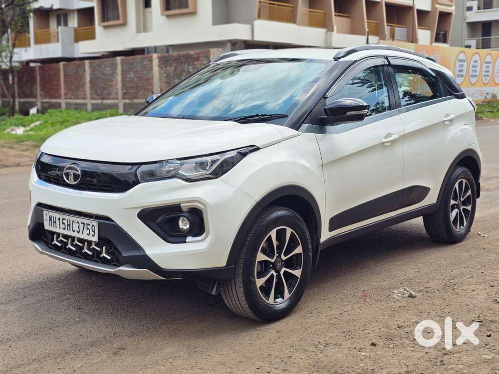 Tata Nexon 1.2 Revotron Xza Plus, 2020, Petrol