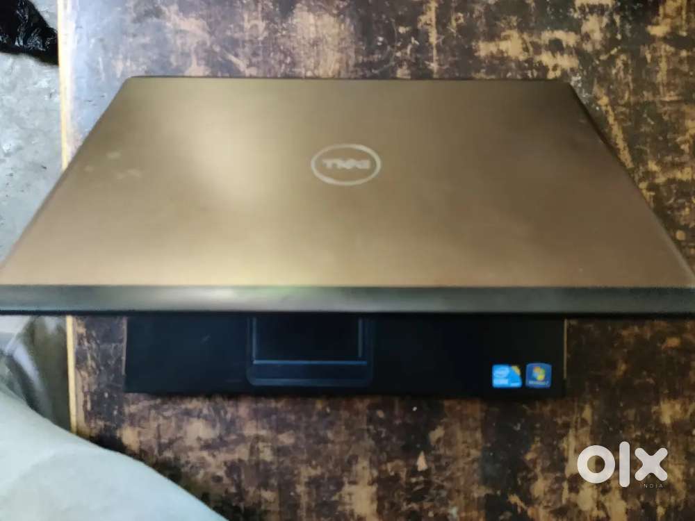 Laptop Dell Vostro 3300