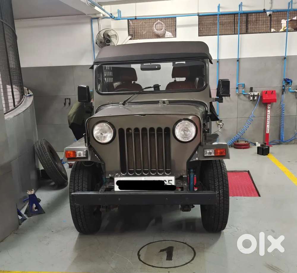 Mahindra Jeep 1993
