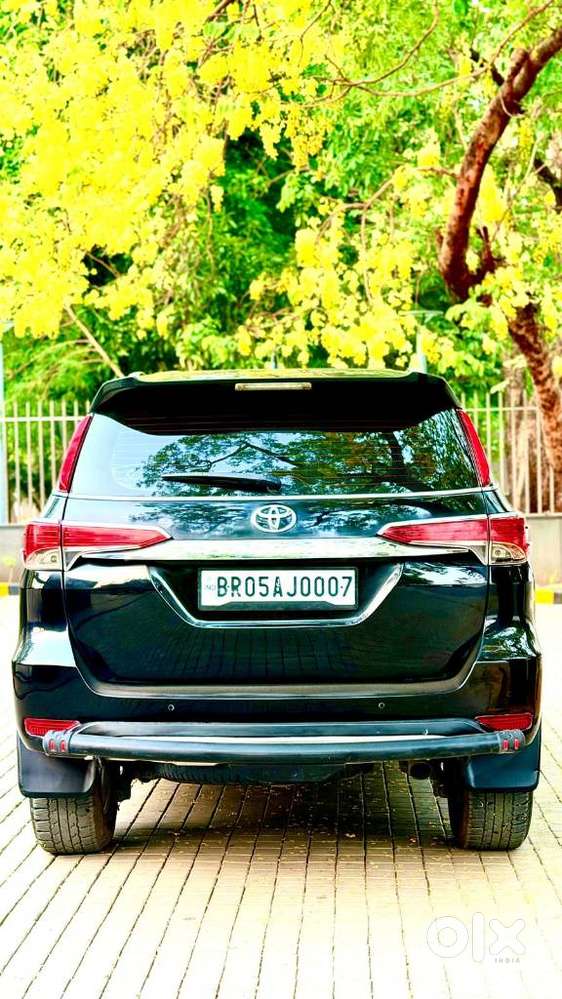 Toyota Fortuner [2021-ongoing] 2.8 2wd Diesel Mt, 2020, Diesel