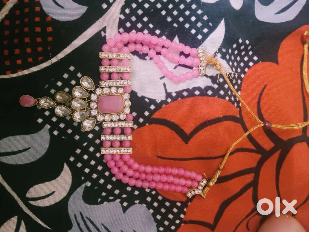 Necklace set