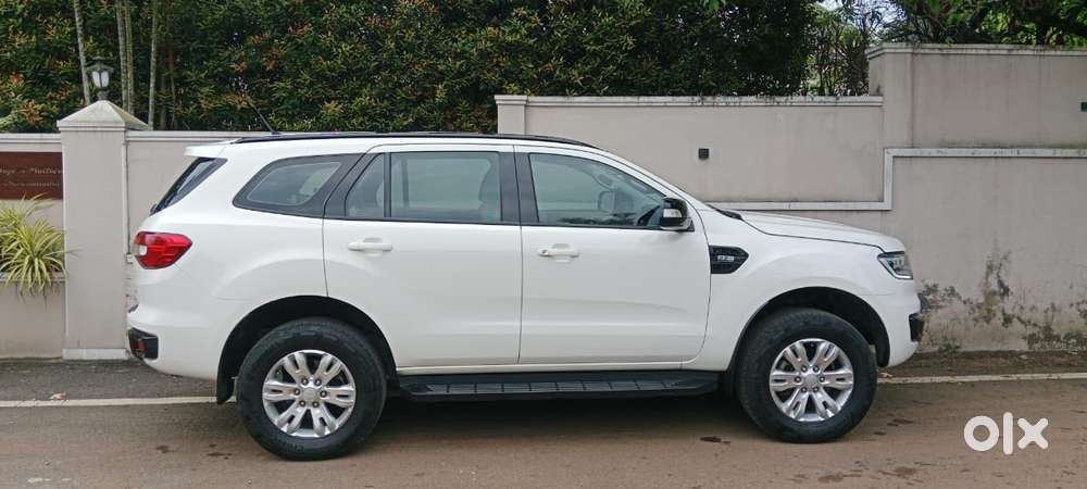 Ford Endeavour 2.2 Trend At 4x2, 2017, Diesel