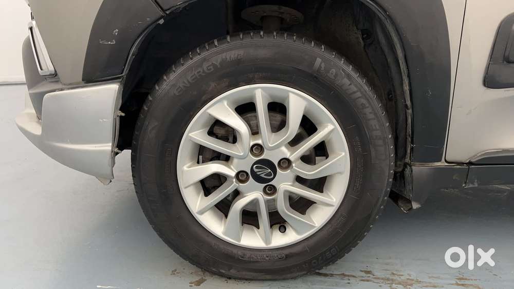 Mahindra Kuv 100 2016-2017 Mfalcon G80 K8, 2016, Petrol