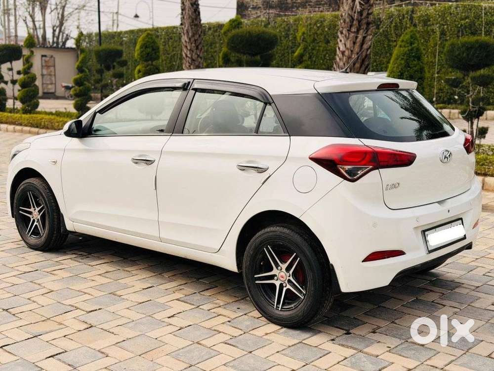 Hyundai I20 Magna 1.2 Mt, 2017, Petrol