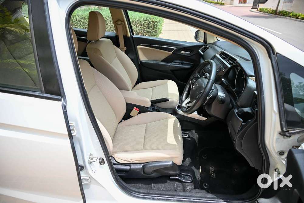 Honda Jazz 2019 Petrol Well Maintained