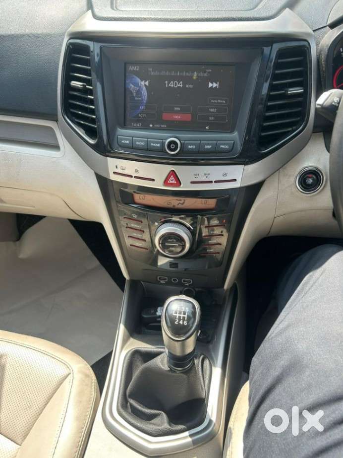 Mahindra Xuv300 W8, 2021, Petrol