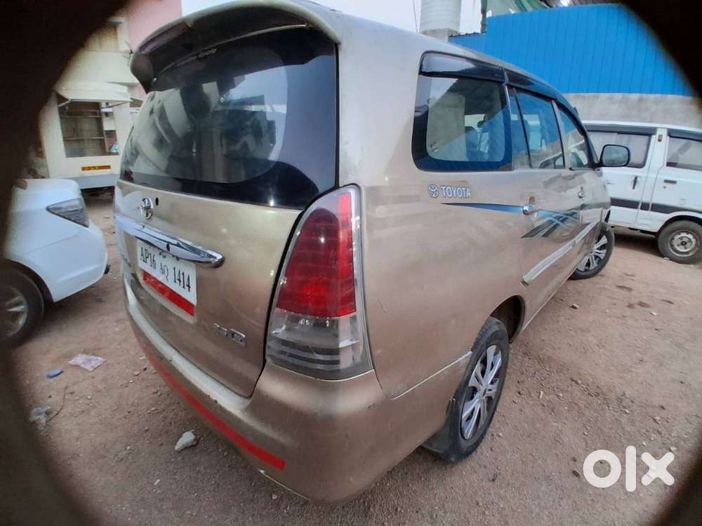 Toyota Innova 2.5 G (diesel) 8 Seater, 2005, Diesel