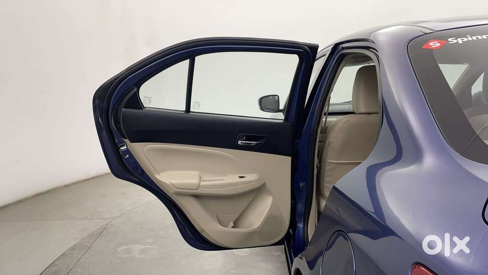 Maruti Suzuki Dzire Vxi Ags, 2022, Petrol