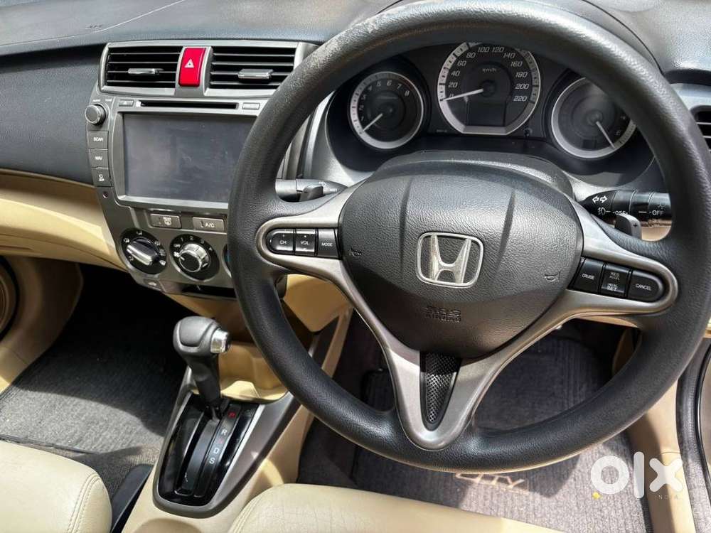 Honda City V At I-vtec, 2013, Petrol