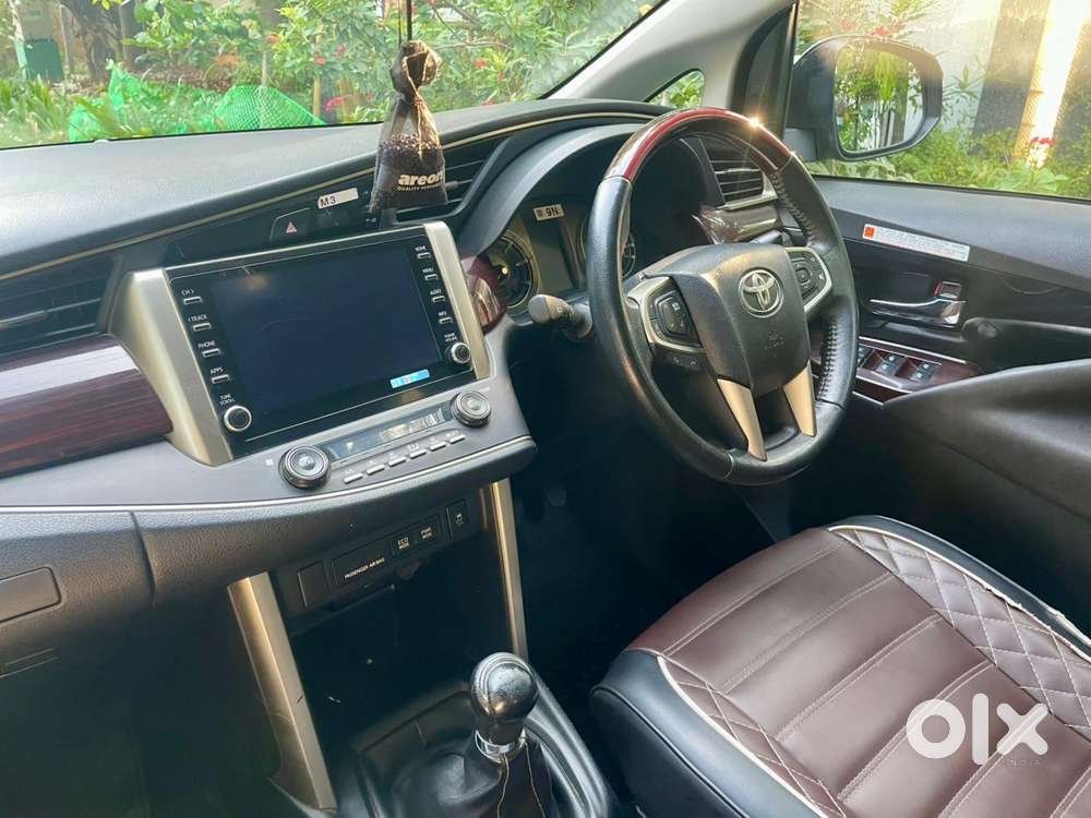 Toyota Innova Crysta