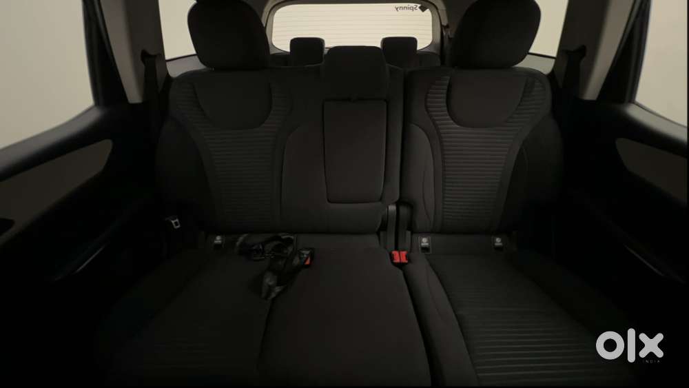 Mahindra Xuv700 2.2 Ax 5 Diesel At 7 Str, 2024, Diesel