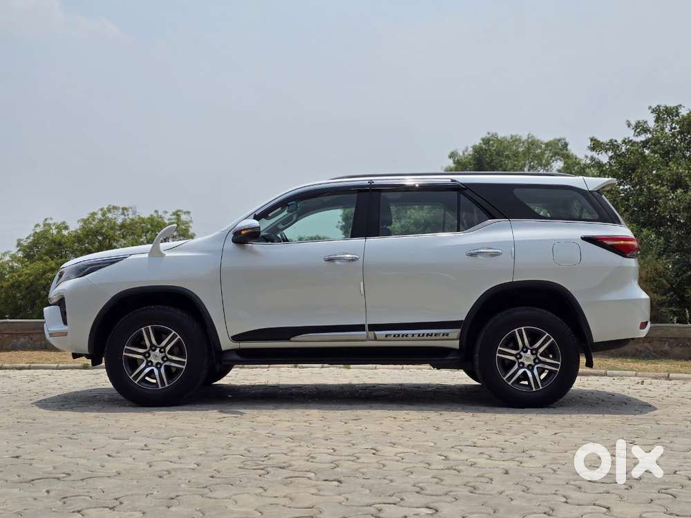 Toyota Fortuner 3.0 4x2 Automatic, 2024, Petrol