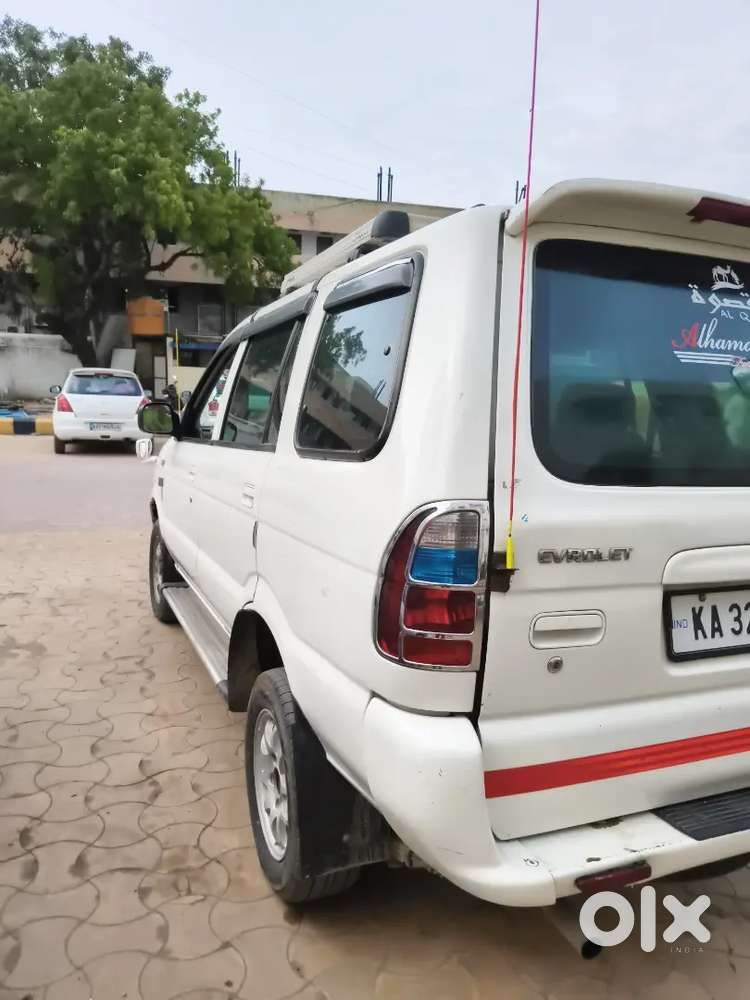 Chevrolet Tavera Neo 2013 Diesel 265000 Km Driven