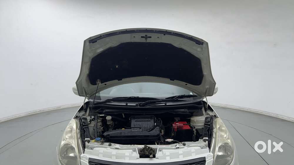 Maruti Suzuki Swift Vvt Vxi, 2016, Petrol