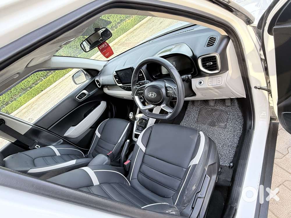 Hyundai Venue Sx Mt, 2023, Diesel