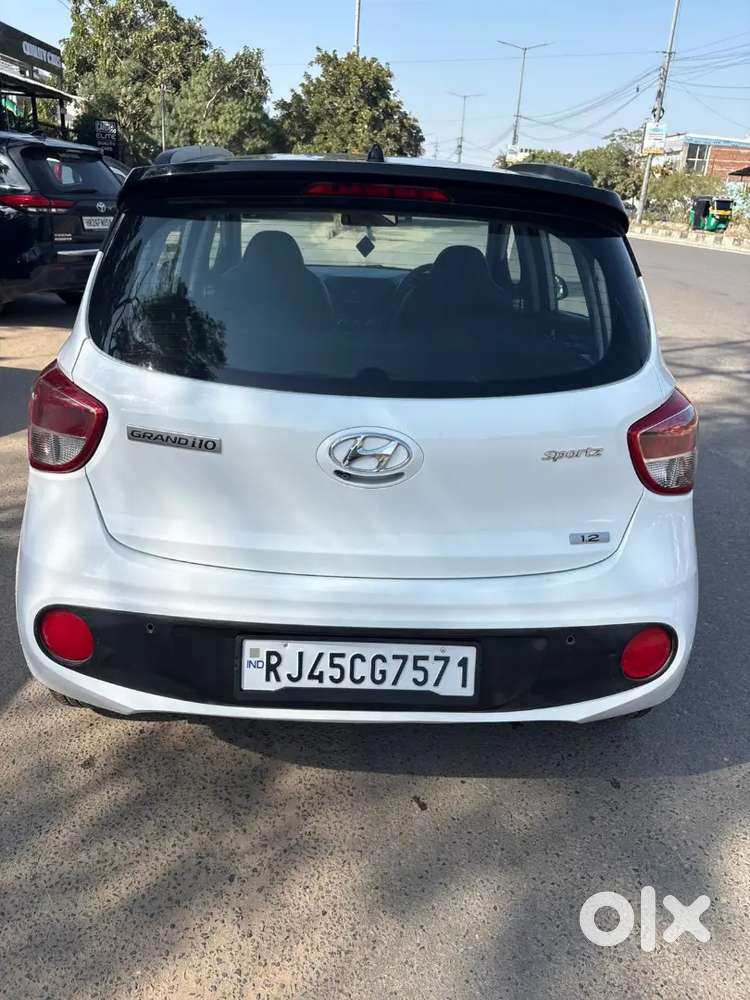 Hyundai Grand I10 Sportz 2019 पेट्रोल
