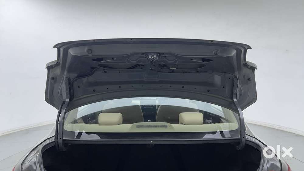 Maruti Suzuki Dzire 1.2 Vxi, 2017, Petrol