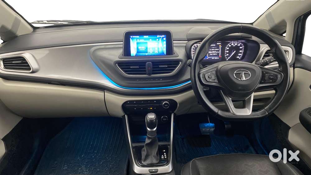 Tata Altroz 1.2 Xza Plus, 2022, Petrol