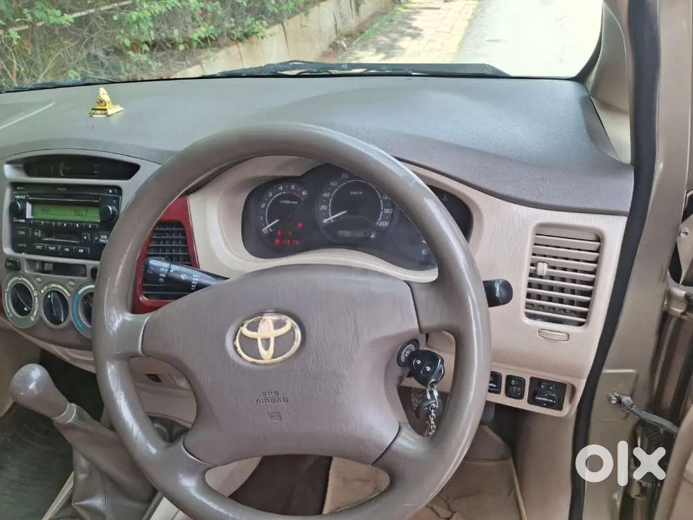 Toyota Innova 2006 4th Owner