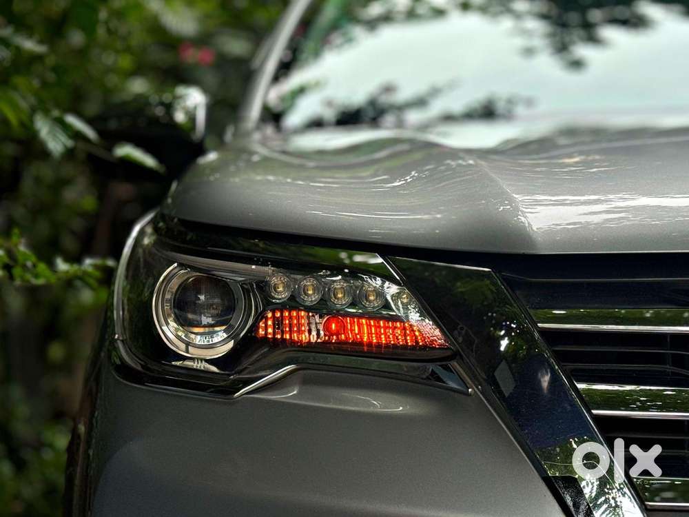 Toyota Fortuner 4x4 Manual Limited Edition, 2017, Diesel