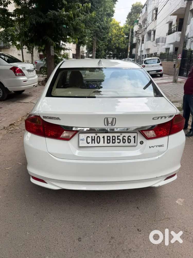 Honda City 1.5 V Petrol 2015