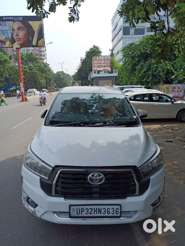 Toyota Innova Crysta 2.4 G Mt, 2017, Diesel