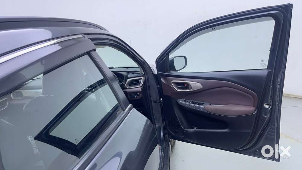 Maruti Suzuki Fronx Delta 1.2l Ags, 2024, Petrol