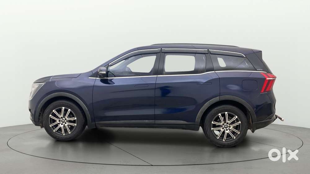 Mahindra Xuv700 2.0 Ax 7 Petrol Mt Str, 2021, Petrol