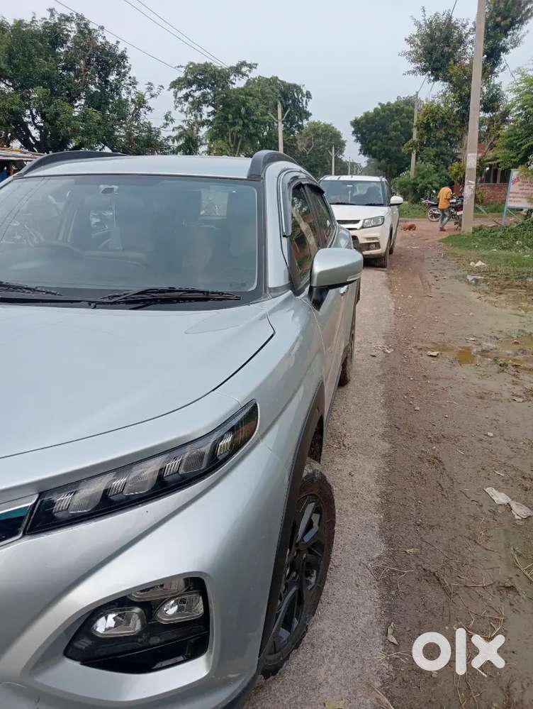 Maruti Suzuki Fronx Delta 2024