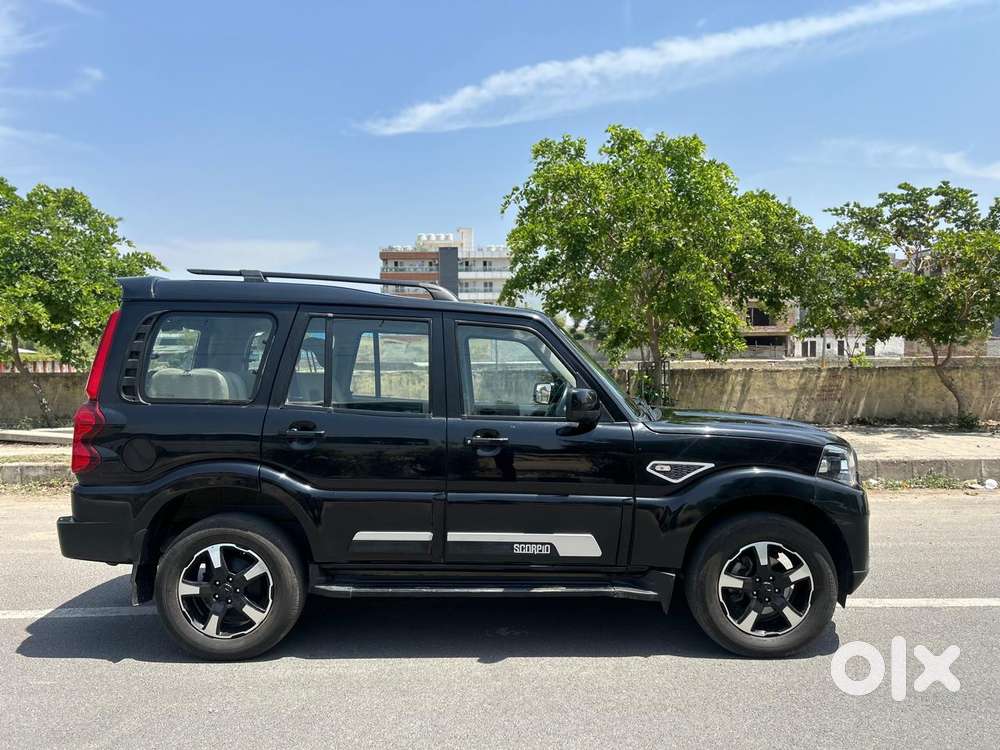 Mahindra Scorpio Classic 2.2 S 11 Mt 7 Cc, 2022, Diesel
