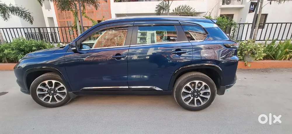Maruti Suzuki Grand Vitara 5 Seater 2023 Petrol Well Maintained
