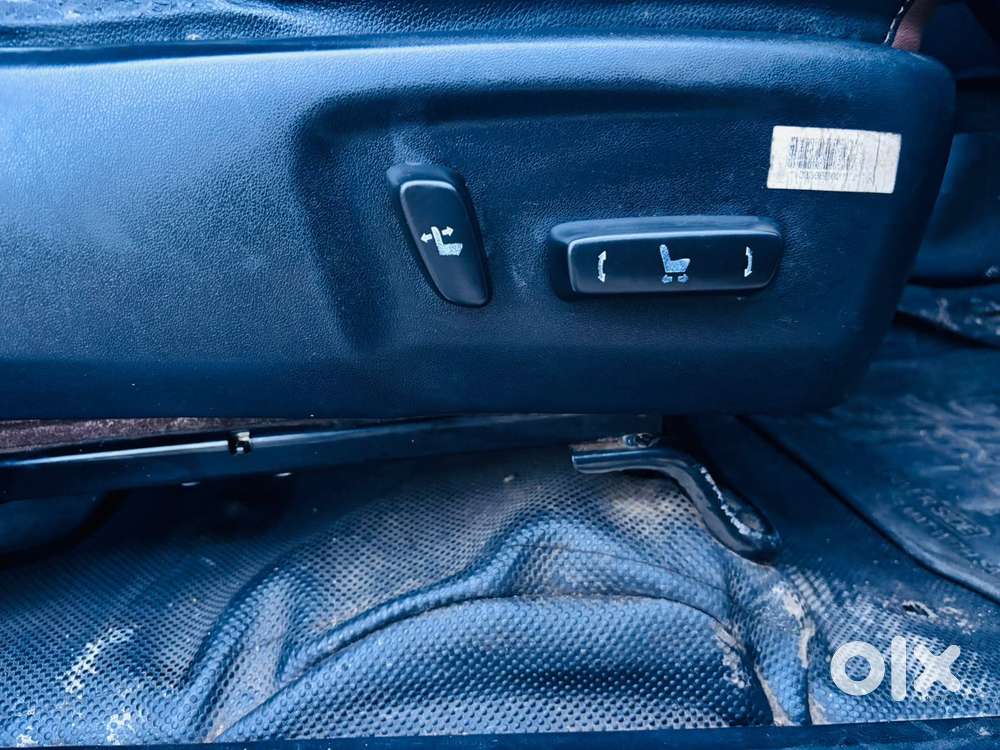 Toyota Innova Crysta 2.8z Automatic, 2016, Diesel