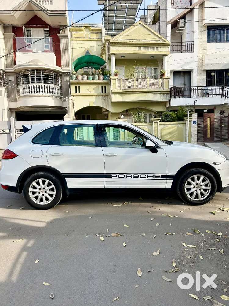 Porsche Cayenne 2013 Diesel 85000 Km Driven