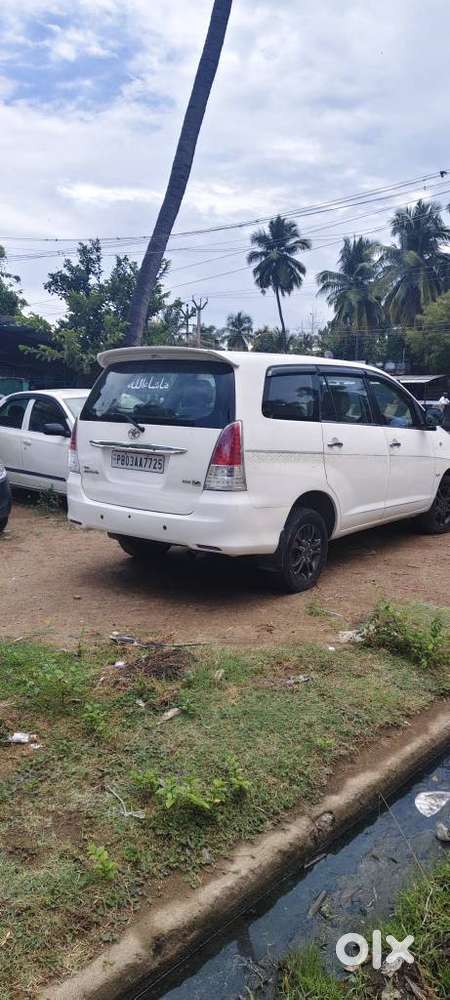Toyota Innova 2.5 V 7 Str, 2012, Diesel
