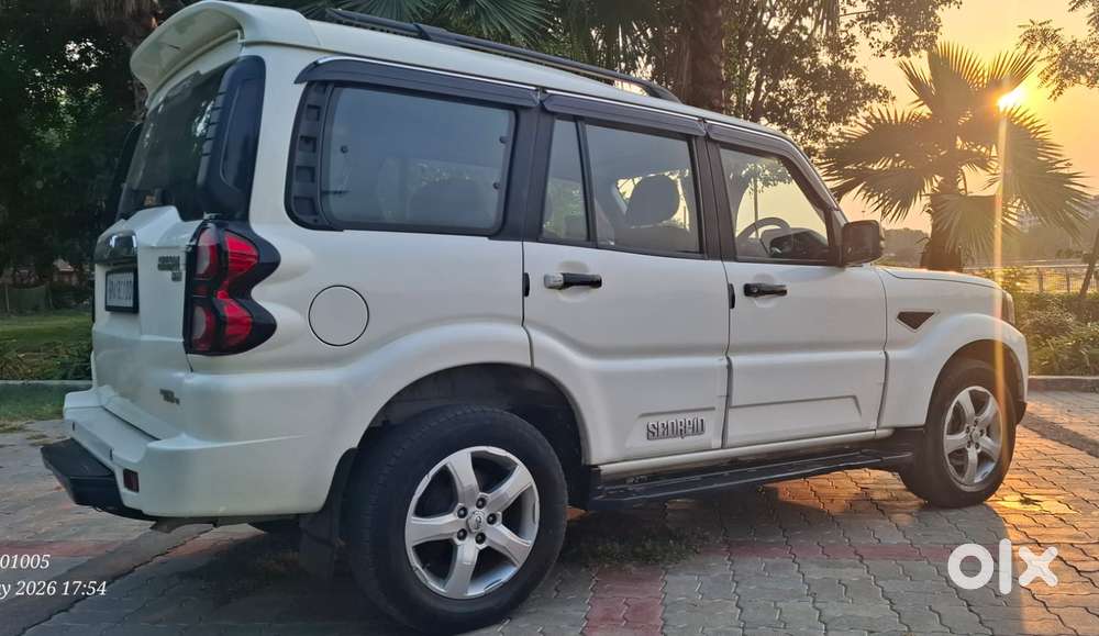 Mahindra Scorpio Classic 2.2 S 11 Mt 7 Str, 2022, Diesel