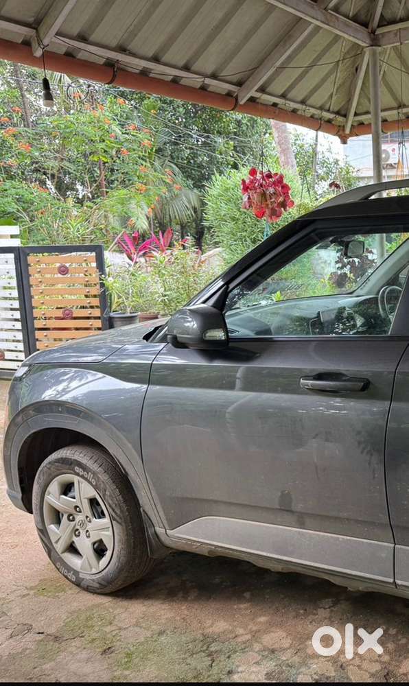 Hyundai Venue 2022 Petrol Manual