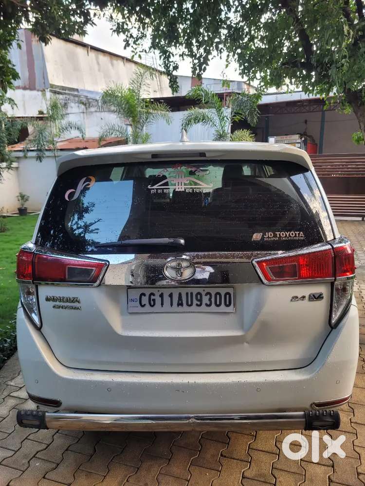 Toyota Innova Crysta 2019