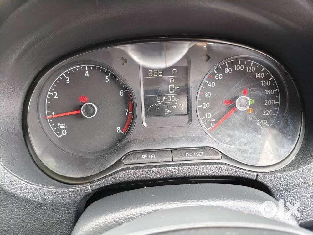 Volkswagen Polo 1.0 Tsi Comfortline At, 2021, Petrol
