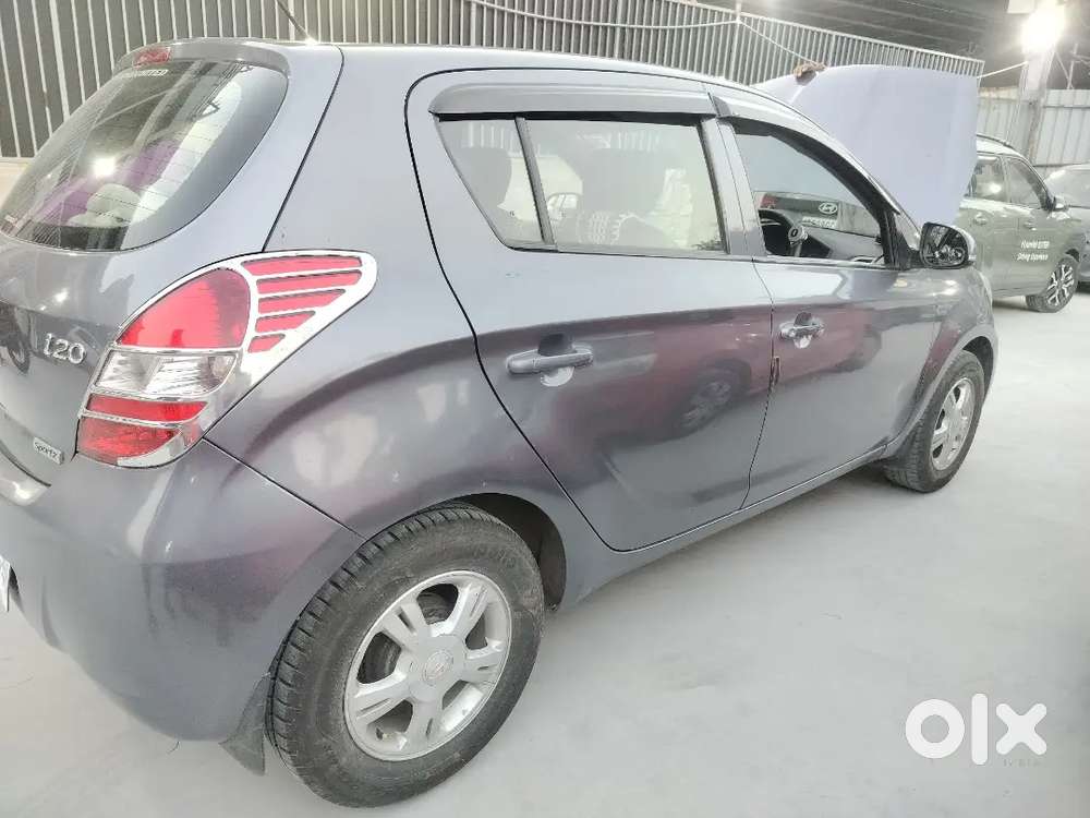Hyundai I20 2011 Petrol Well Maintained