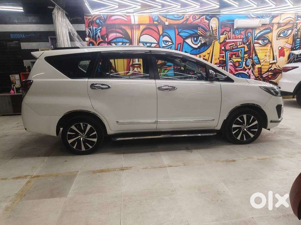 Toyota Innova Crysta 2.5z, 2022, Diesel