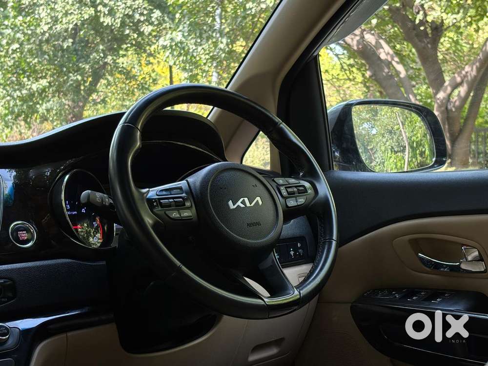 Kia Carnival Limousine Plus 7 Str, 2022, Diesel