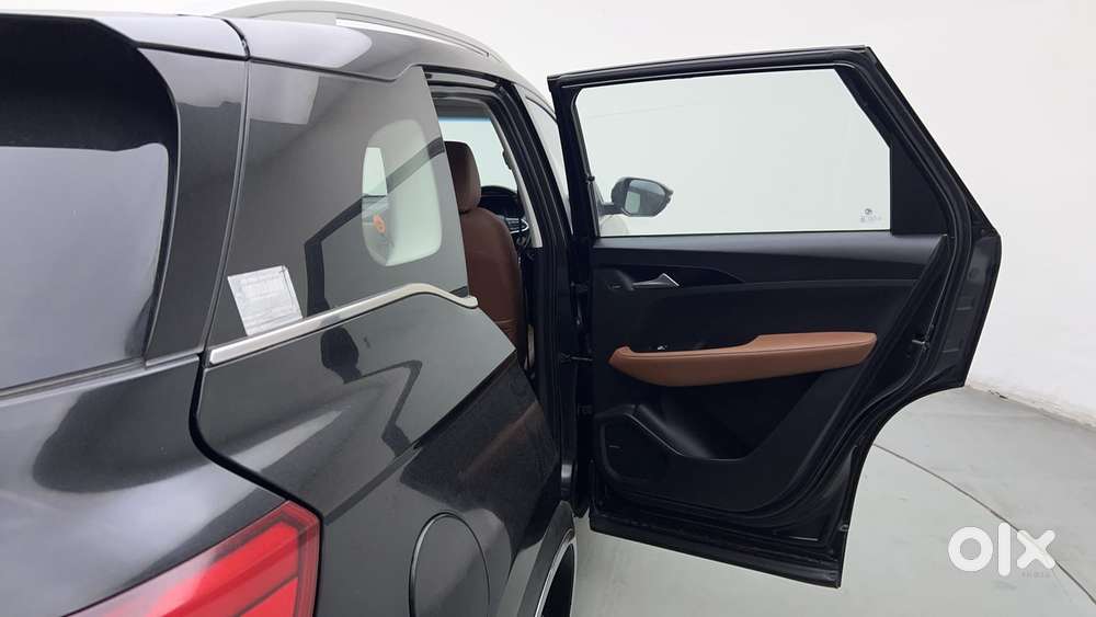 Mg Hector Plus 1.5 Sharp Turbo Cvt 6 Str, 2021, Petrol