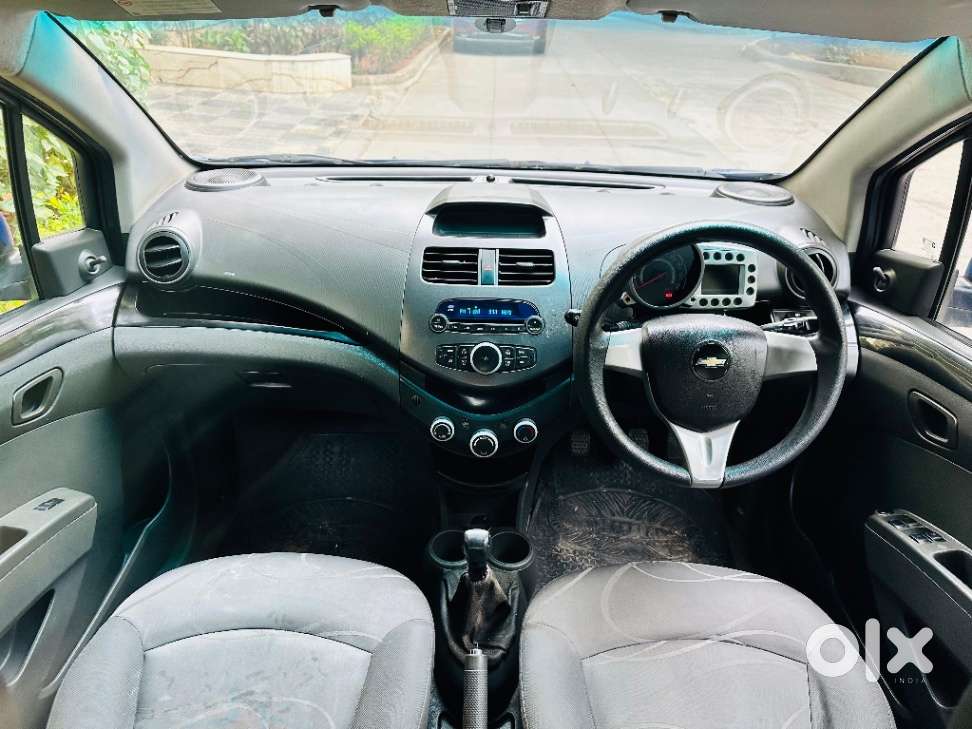 Chevrolet Beat, 2010, Petrol
