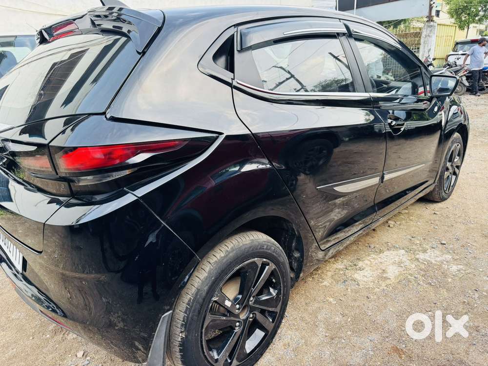 Tata Altroz Xz Plus (s) Dark Edition, 2024, Petrol