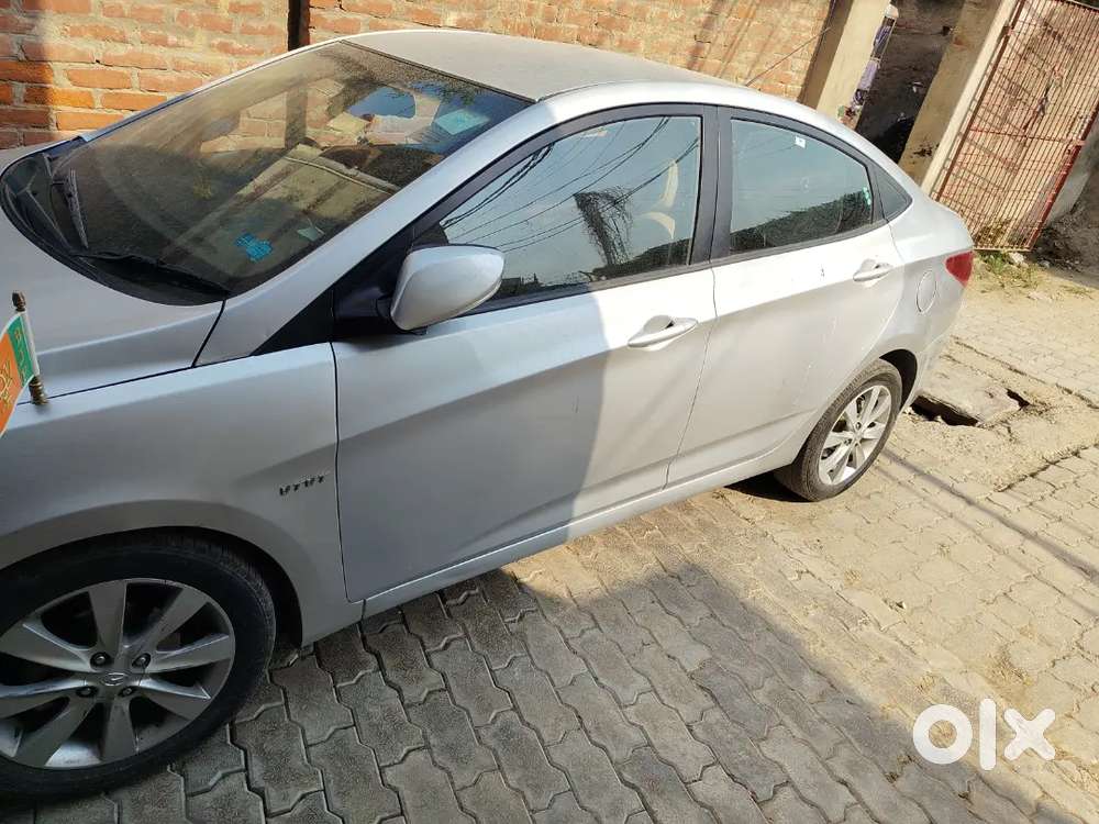 Hyundai Verna 2012 Petrol Manual