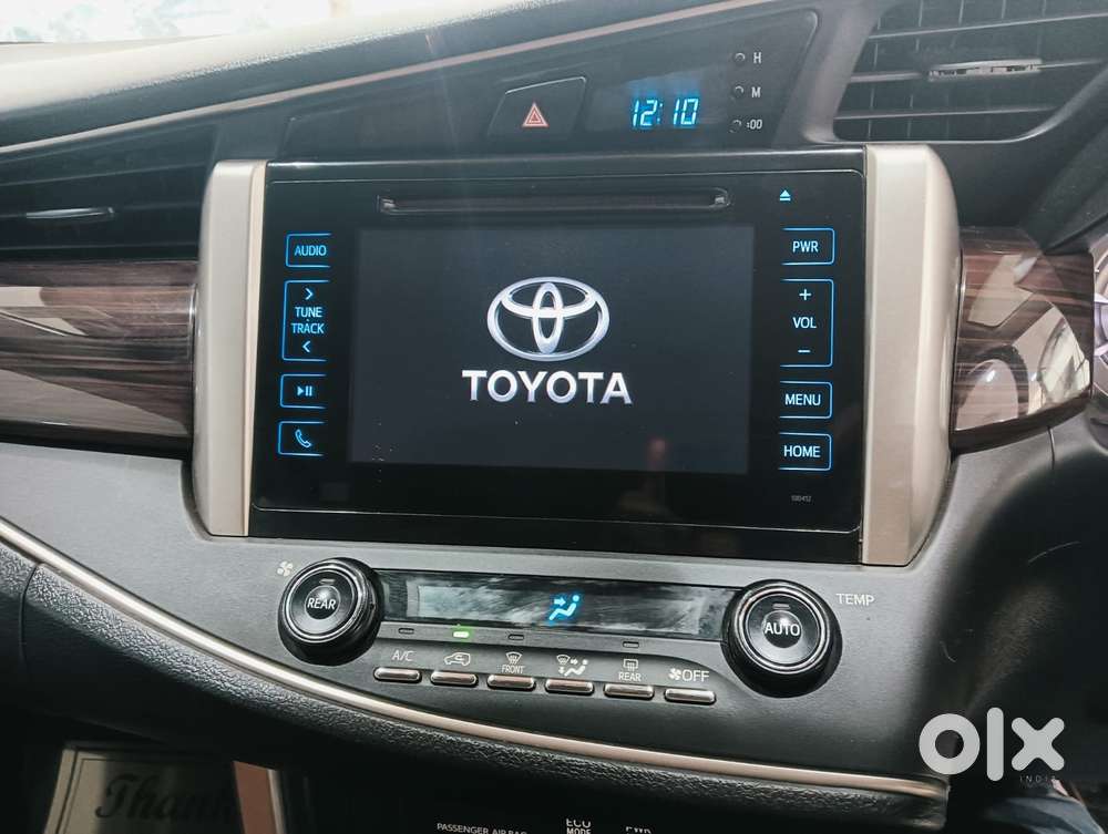 Toyota Innova Crysta 2.4 V, 2017, Diesel