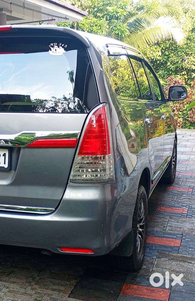 Toyota Innova 2010 Diesel 143002 Km Driven